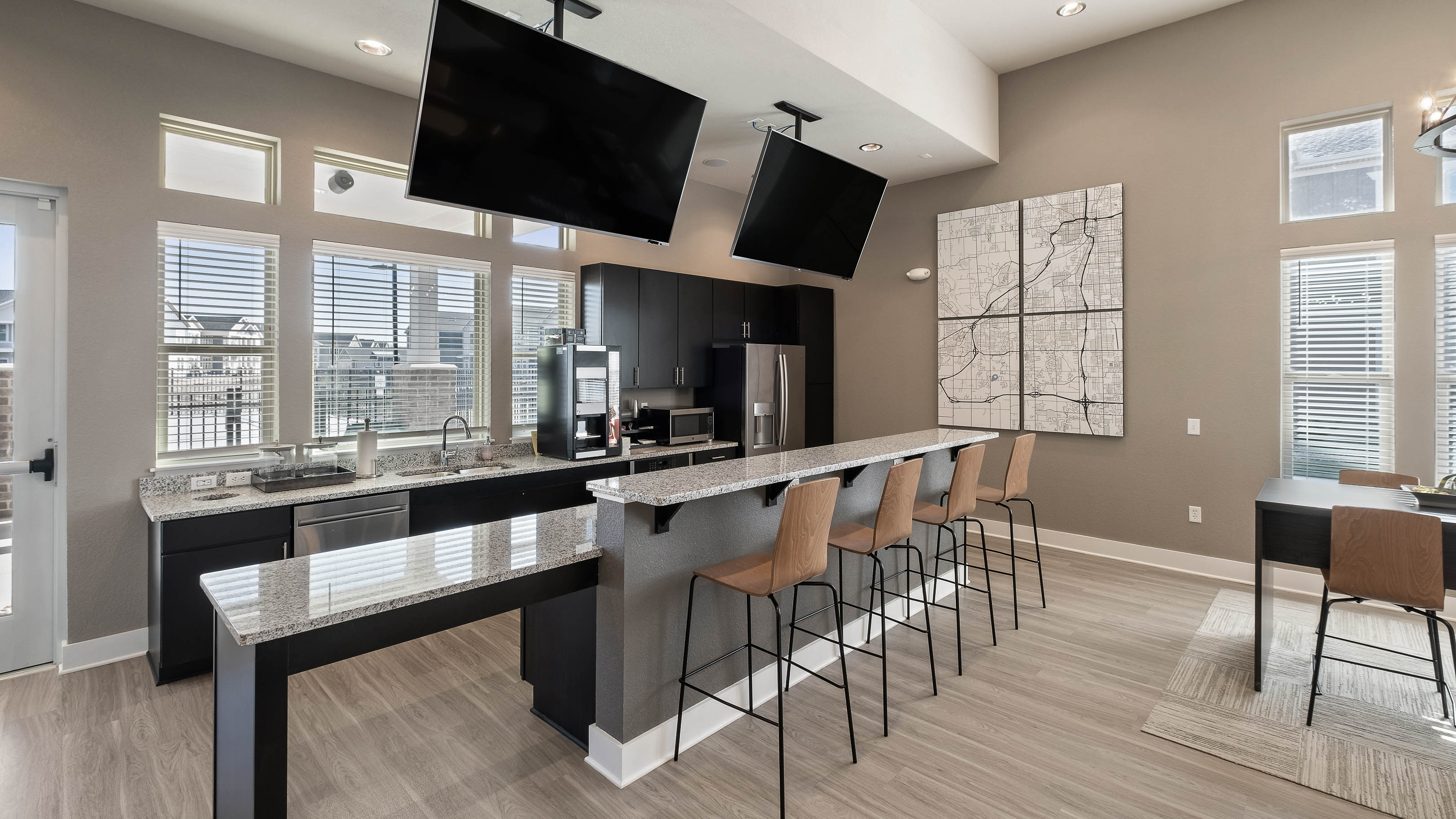 Photos of Springs at the Reserve Apartments in Wyoming, MI